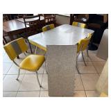 MCM Vintage Table w/4 Chairs
