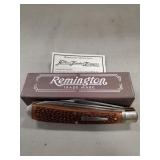 (1) Remington Hunter-Trader-Trapper Knife
