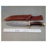 (1) Muela Bowie Knife w/ Leather Sheath (Total