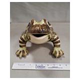 (1) Vintage McCoy Pottery Frog Figurine