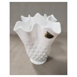 (1) Vintage Fenton Hobnail Milk Glass