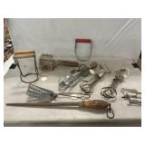 Vote ntage Kitchen Utensils