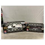 Ertl/AMT 1995 Chevy PickUp & Corvette 1/25 Scale