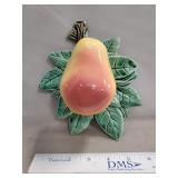 (1) Vintage McCoy Pottery Pear Wall Pocket