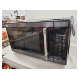 Hamilton Beach 1000 Watts Microwave (20"×15"×12")