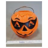 (1) Vintage Plastic Pumpkin Jack-O-Lantern Candy