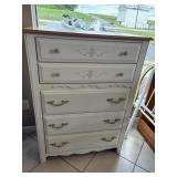 Broyhill Painted Wooden Dresser
