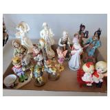 Tray Of Assorted Figurines