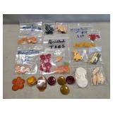 Tray Of Assorted Vintage Bakelite Pieces