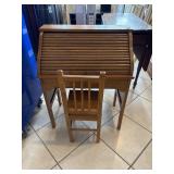 Wooden Childrenï¿½s Roll-top Desk w/Chair