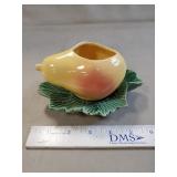 (1) Vintage McCoy Pottery Planter