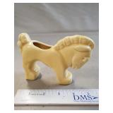 (1) Vintage McCoy Pottery Planter