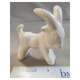 (1) Vintage  McCoy Pottery Goat Figurine