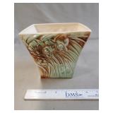 (1) Vintage McCoy Pottery Planter
