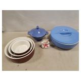 (1) Hall Covered Casserole Dish, (3) Hall Baking