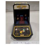 (1) Vintage 1981 Coleco "Pac-Man" Tabletop Mini