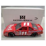 (1) Nascar Bill Elliott #11 Collector 1:24 Scale