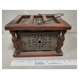(1) Antique Foot Warmer