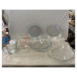 Pyrex, Anchor Hocking Measuring Cups & Pie Plates