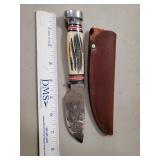 (1) Hunter Knife w/ Leather Sheath