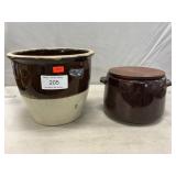 2-Tone Stoneware Crock, West Bend Bean Pot