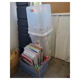 Rubbermaid Wrapping Paper Plastic Storage