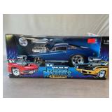 Muscle Machines 1966 Die-Cast 1:18 Scale Mustang