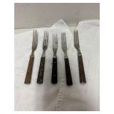 3-Prong Wooden Handle Forks (5)