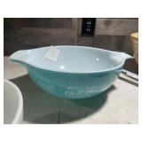 12" Vintage Pyrex Bowl