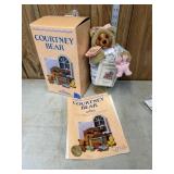 Courtney Bear BY Robert Raikes kkk 2877