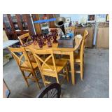 Hightop Table with Butterfly leaf and 6 Chairs