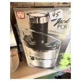 Jack LaLanners Power Juicer  with box