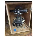 Microscope