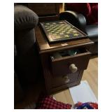 2 small end tables