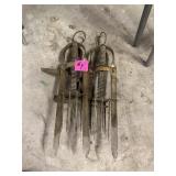 2 mole traps