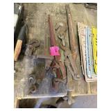 wrench with hooks