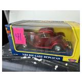 Diecast 1932 Ford Coupe Custom 1:24