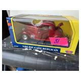 Diecast 1934 Ford Coupe 1:24
