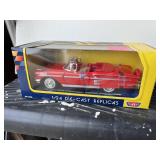 Diecast 1958 Chevrolet Impala Convertible 1:24