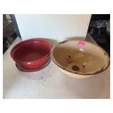 2 Metal pans