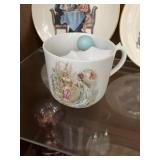 Hand-Painted Victorian Theme Cup/Mug