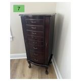 Eight-Drawer Queen Anne Jewelry Stand With Two