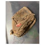Rawlings Baseball Glove