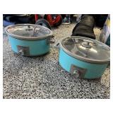 (2) Black and Decker Warming Pots