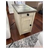 End Table w/ Outlet Plugs, USB port