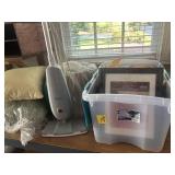 Contents Of Picture, Vacuum, Wall Art