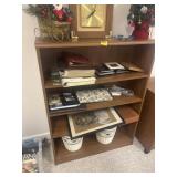 Bookcase no contents
