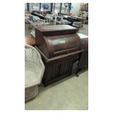 Walnut Victorian Cylinder Top Desk 32 In By 45