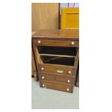 Antique Dovetail Top Pine Chest Of Drawers 28 In