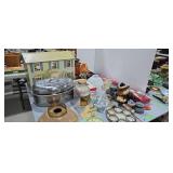 Toy Dollhouse Vintage Figures Roaster Clock Etc